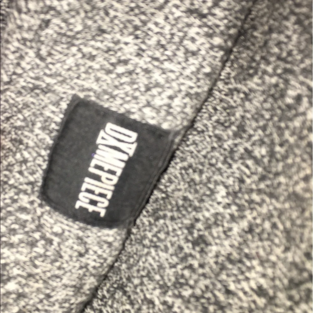 Dimepiece brand Ain’t No Wifey beanie - Picture 4 of 5